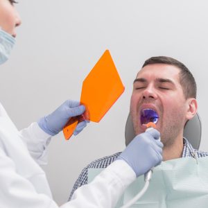 آیا جرم گیری دندان باعث سفیدی دندان می شود؟